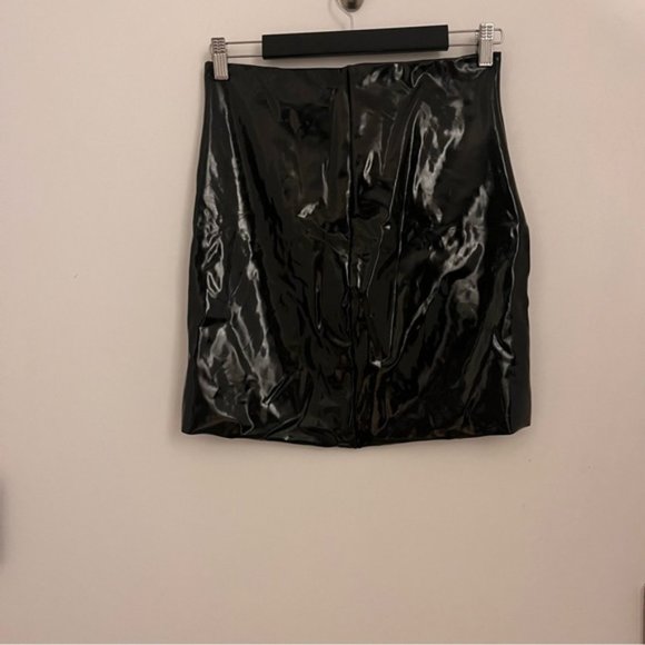 Commando Faux Patent Leather Mini Skirt - Picture 4 of 5
